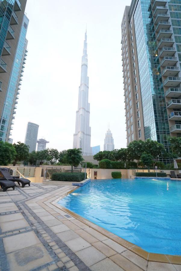 Elite Royal Apartment - Full Burj Khalifa & Fountain View - Ambassador Дубай Екстер'єр фото